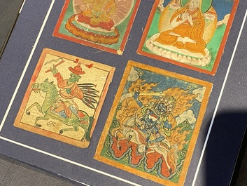 20 tsaklis sur coton et papier, Tibet et/ou Mongolie, 18/19&egrave;me