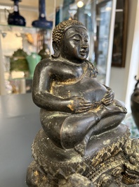 Bouddha en bronze aux traces de dorure, Tha&iuml;lande, 19&egrave;me