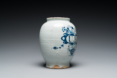 A blue and white English Delftware drug jar, probably London, 18th C.