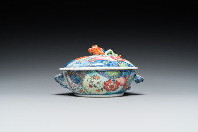 A small Chinese famille rose 'tobacco leaf' tureen and cover, Qianlong