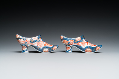 A pair of Imari-style miniature shoes after Dutch Delft examples, probably Samson, France, 19th C.