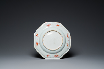 Three large Chinese famille verte octagonal dishes, Kangxi