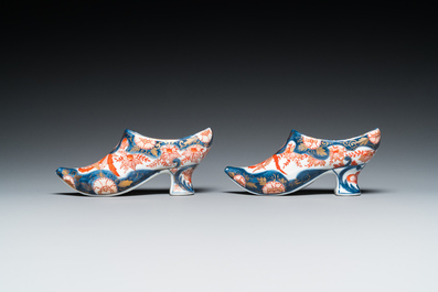 A pair of Imari-style miniature shoes after Dutch Delft examples, probably Samson, France, 19th C.