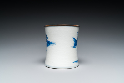 A Chinese blue and white brush pot, Kangxi mark, 19th C.