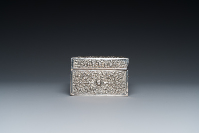 Bo&icirc;te de forme rectangulaire en argent, Tha&iuml;lande, 19/20&egrave;me