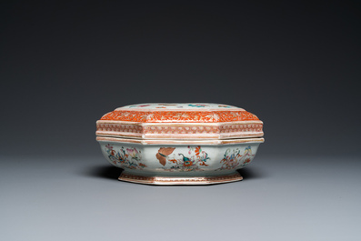 A Chinese famille rose, iron-red and gilt octagonal box and cover with butterflies, Yongzheng