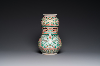 A Chinese famille verte vase with taotie masks, Xuande mark, 19th C.