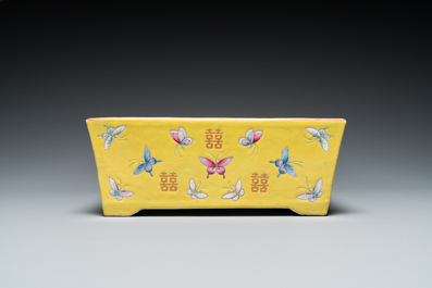 A Chinese famille rose yellow-ground jardini&egrave;re, Guangxu mark and of the period