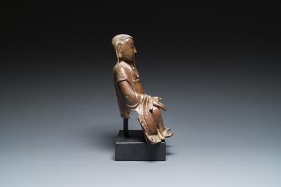 Een Chinese bronzen Zhen Wu met sporen van lakwerk, Ming