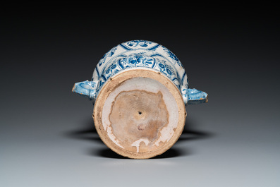 A large blue and white two-handled Frisian Delftware jardini&egrave;re with dolphin handles, Makkum, 18th C.