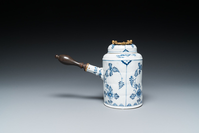 Six blue and white Meissen porcelain cups and saucers, a chocolate pot, a bowl and a tea caddy, 18th C.