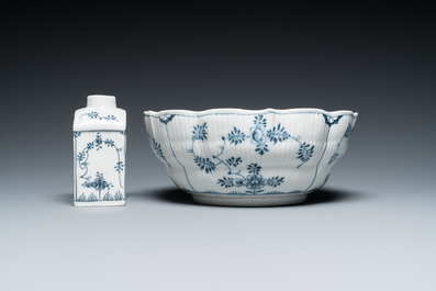 Six blue and white Meissen porcelain cups and saucers, a chocolate pot, a bowl and a tea caddy, 18th C.