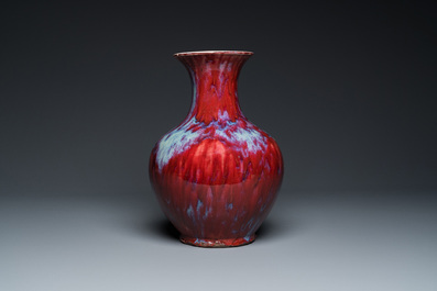 A large Chinese flamb&eacute;-glazed vase, 18/19th C.