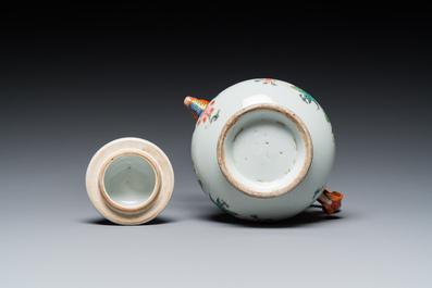 A Chinese famille rose teapot with dragon spout, Yongzheng/Qianlong