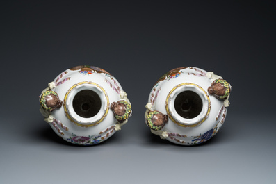 A pair of impressive Meissen porcelain vases, 19th C.