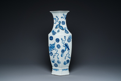 A Chinese blue and white hexagonal 'anbaxian' vase, 19th C.