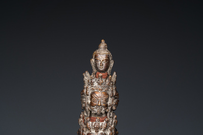 Grand phurba en bronze, Tibet, 19&egrave;me