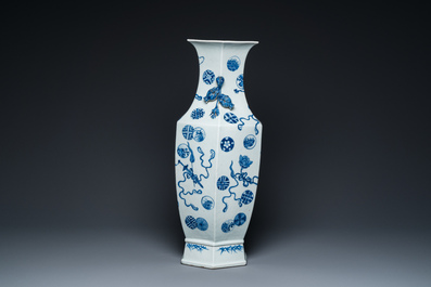 A Chinese blue and white hexagonal 'anbaxian' vase, 19th C.