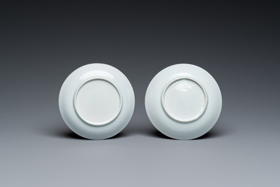 A pair of Chinese monochrome puce-glazed cups and saucers, 19/20th C.
