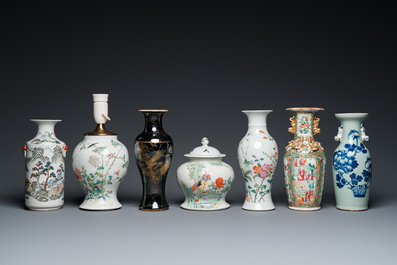 An extensive collection of varied Chinese porcelain wares, 19/20th C.