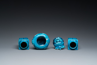 A pair of Chinese monochrome turquoise-glazed 'cong' vases and a 'luduan' censer, 19/20th C.