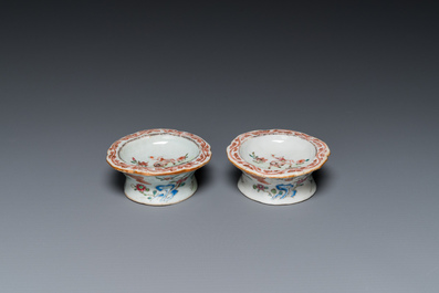 Paire de salerons en porcelaine de Chine famille rose, Qianlong