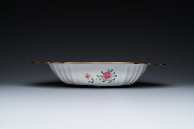 A Chinese Canton enamel helm-shaped ewer with shell-shaped basin, Qianlong