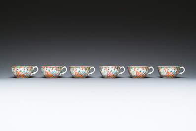 Collection de 28 pi&egrave;ces en porcelaine de Chine famille rose de Canton, 19&egrave;me