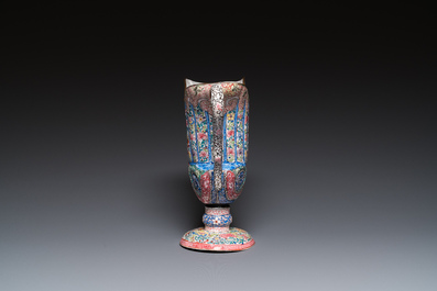 A Chinese Canton enamel helm-shaped ewer with shell-shaped basin, Yongzheng/Qianlong