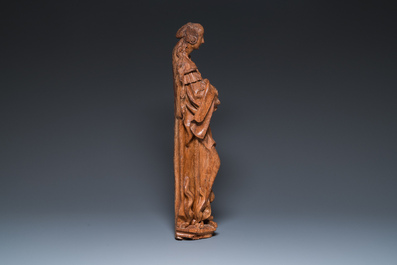 Een eikenhouten sculptuur van een vrouwelijke heilige op een brandstapel, Brabant, 1e helft 16e eeuw