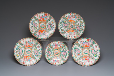 A collection of 28 Chinese Canton famille rose wares, 19th C.