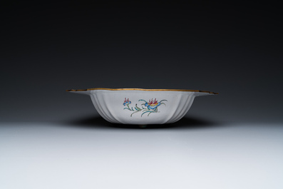 A Chinese Canton enamel helm-shaped ewer with shell-shaped basin, Qianlong