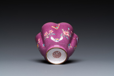 A rare Chinese Canton enamel purple-ground bowl, Shou 寿 mark, Yongzheng/Qianlong