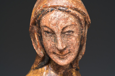 Een Spaanse gepolychromeerde houten 'Sedes Sapientiae' sculptuur, Cataloni&euml;, 15/16e eeuw