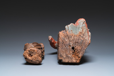 Two polychromed wood sculptures of Mary, 16th C.