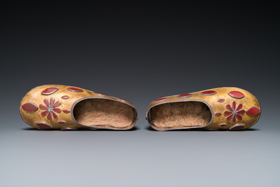 A pair of carnelian-mounted gilt silver slippers, Uzbekistan, 19th C.