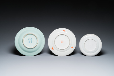 Cinq plats et une assiette en porcelaine de Chine, 19/20&egrave;me