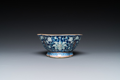 Six pi&egrave;ces en porcelaine de Chine, Qing et R&eacute;publique