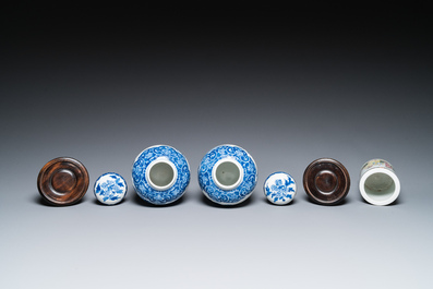 A Chinese famille rose dish, a brush pot and a pair of blue and white jars and covers, 19/20th C.