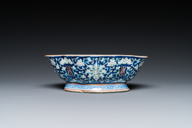 Six pi&egrave;ces en porcelaine de Chine, Qing et R&eacute;publique