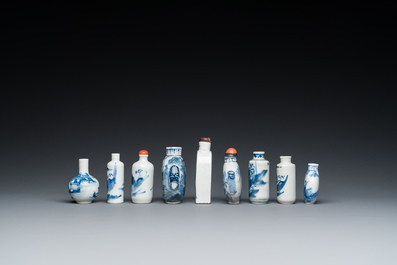 Neuf tabati&egrave;res en porcelaine de Chine en bleu et blanc, 19/20&egrave;me