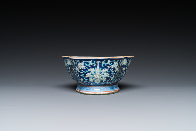 Six pi&egrave;ces en porcelaine de Chine, Qing et R&eacute;publique