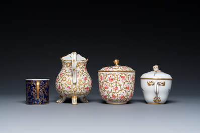 Un bol couvert et deux soucoupes en porcelaine de Meissen, une verseuse, un bol couvert et une tasse de style de S&egrave;vres, Allemagne et France, 19/20&egrave;me