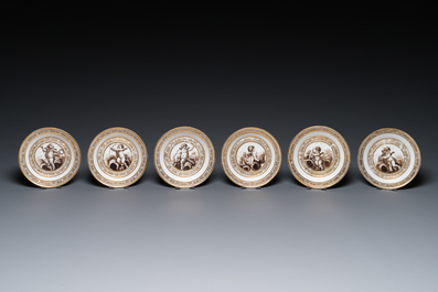 Service &agrave; th&eacute; de 14 pi&egrave;ces en porcelaine de Paris &agrave; d&eacute;cor d'angelots, marque de Nast, 19&egrave;me
