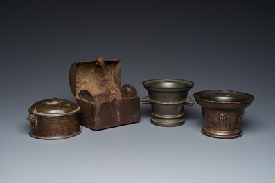 Two bronze mortars, a round lidded box and an iron casket, Western Europe, 16/17th C.