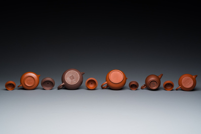 Five Chinese Yixing stoneware teapots and covers, Republic