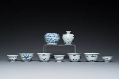 Nine Chinese blue and white shipwreck porcelain wares, Wanli and later