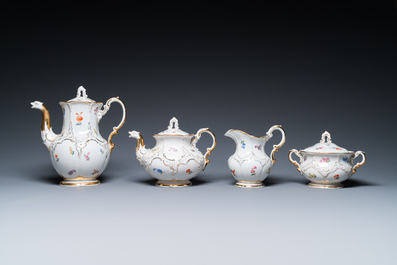 A Meissen porcelain 43-piece service with floral design, Germany, 19/20th C.