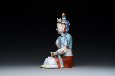 A Chinese famille rose sculpture of Buddha Amitayus on stand, 19/20th C.