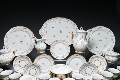 A Meissen porcelain 43-piece service with floral design, Germany, 19/20th C.